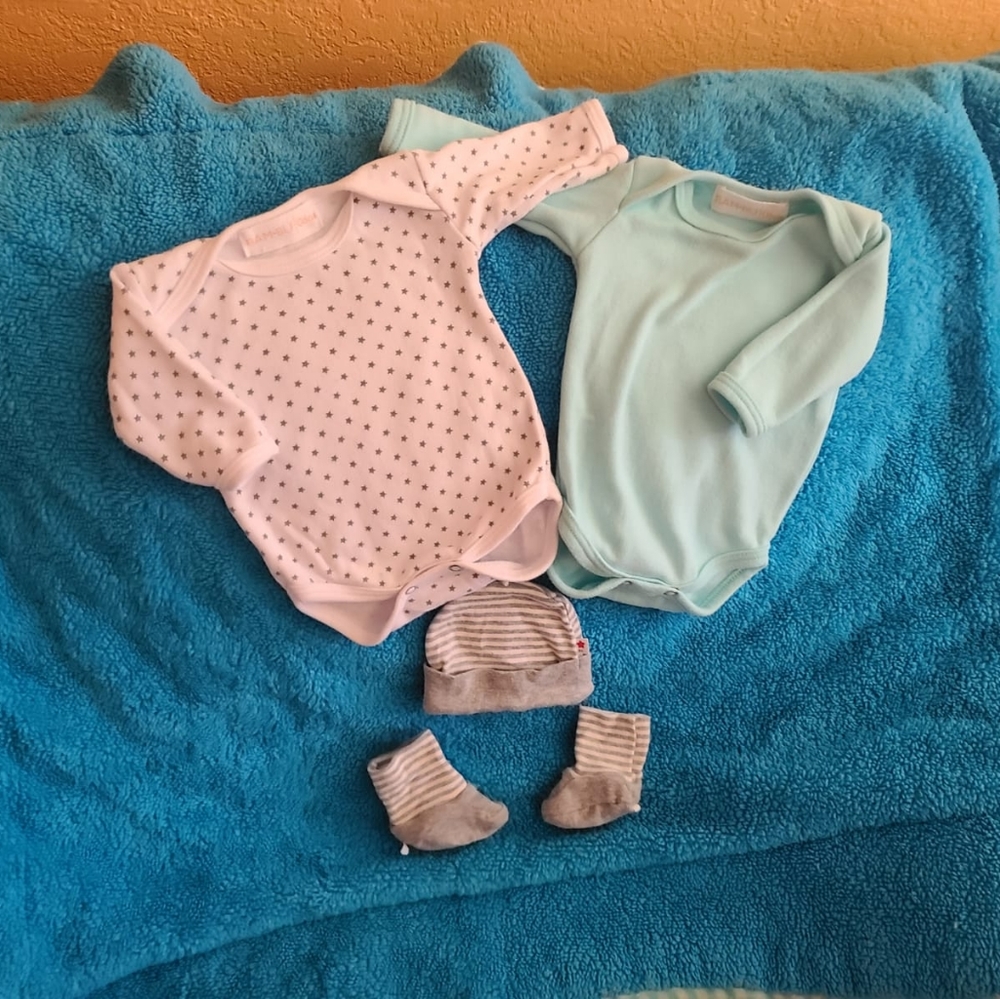 Baby clothes